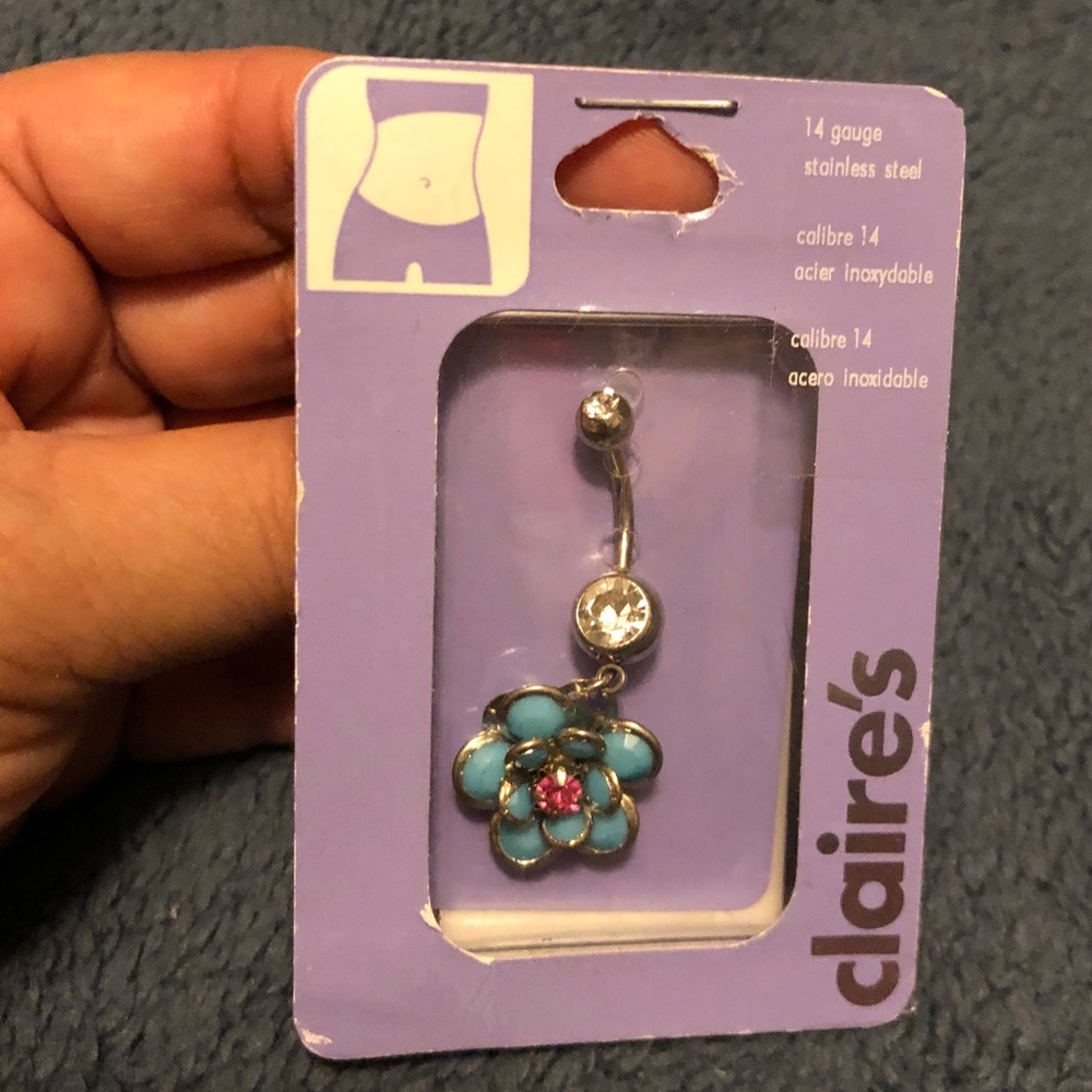 NWT Pretty Belly Button Ring